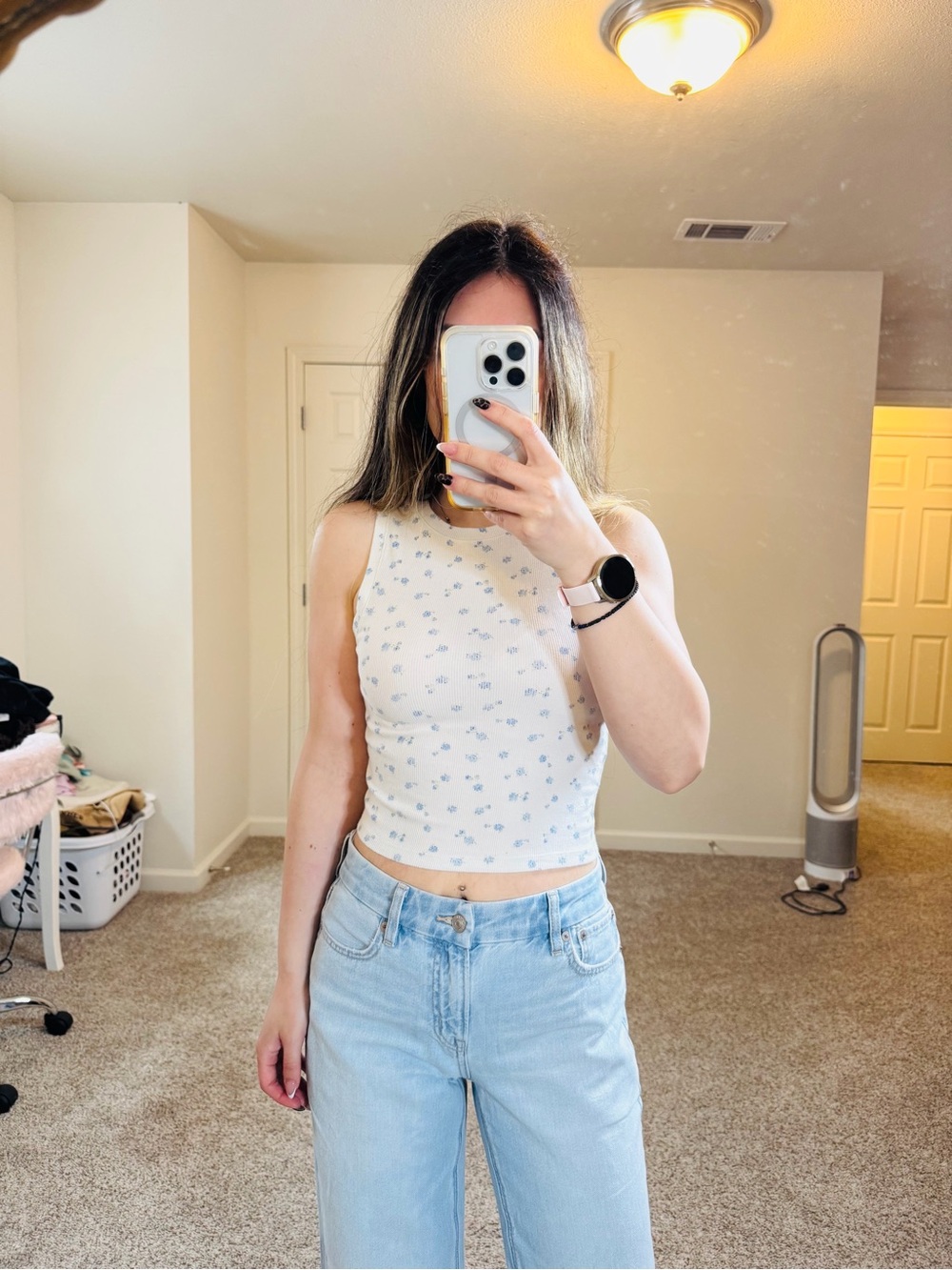 Hollister Must-Have White Blue Ditsy Floral Ribbed Crop Tank Size S 💙